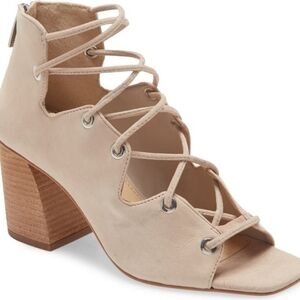 Vince Camuto NWOT Nahara Women's 6 Beige Suede Lace Up Booties Ankle Peep Toe
